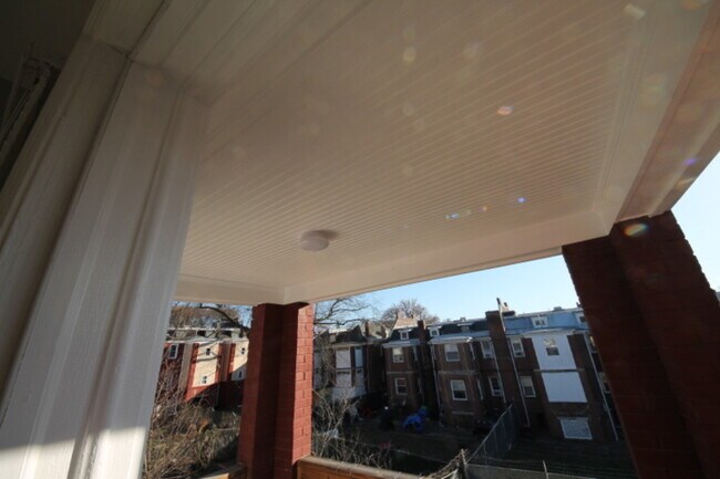 Building Photo - SIMMS