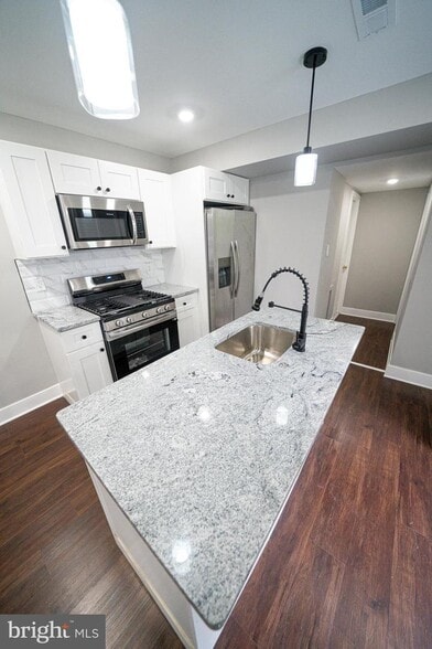 Building Photo - 334 Church Rd