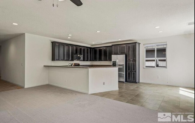 Building Photo - 10772 Ridgebrook Dr