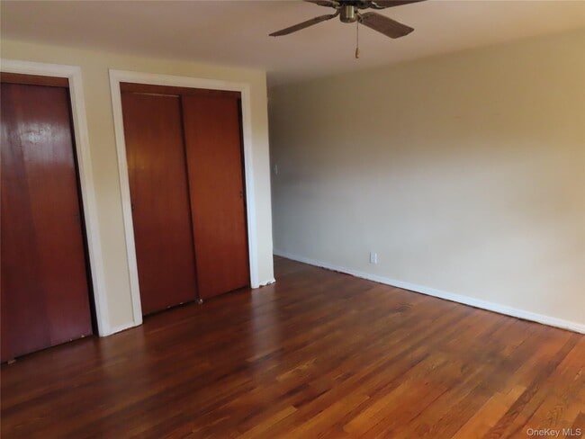 Building Photo - 3 Birch St