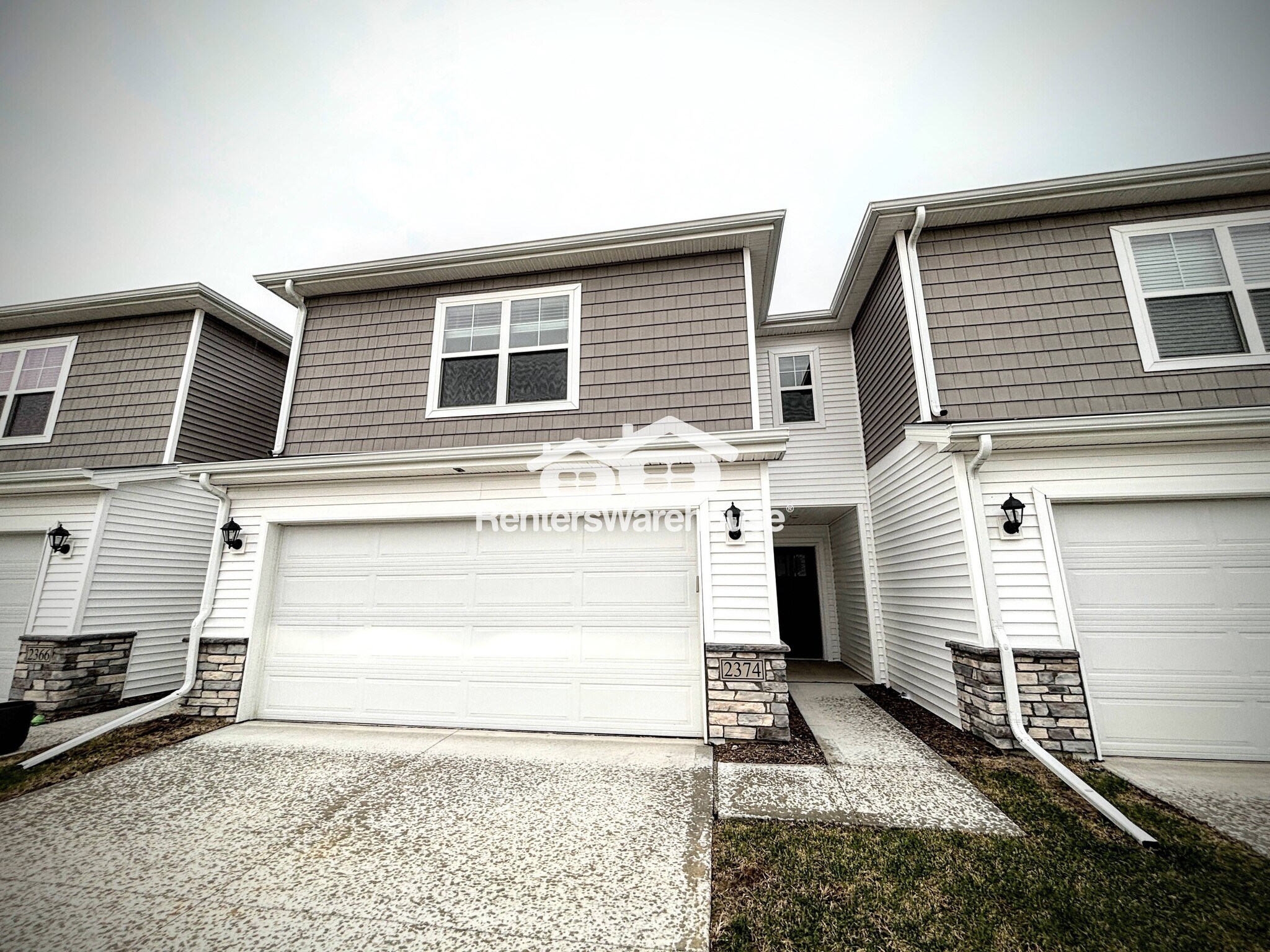 Building Photo - 2374 SE Callista Ave