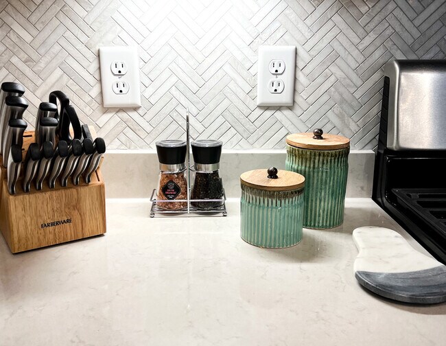 Building Photo - 3430 Marsh Reserve Blvd