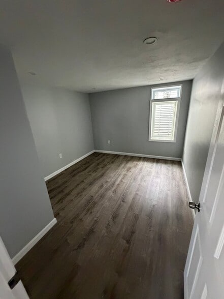 Building Photo - 85 Indian Run Rd