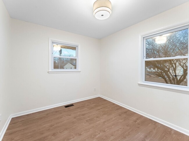 Building Photo - Fully Renovated 4-Bedroom Home with Large Fenced Yard in Clayton