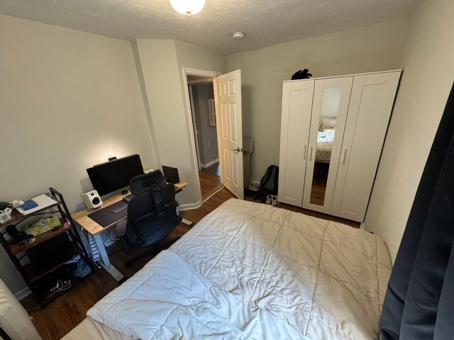 Building Photo - 224 Hanover St