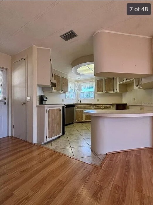 Building Photo - Home For Rent in Palm Hill!