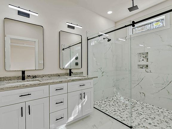 Building Photo - Build Equity While Leasing - Lease and Own from Day One!