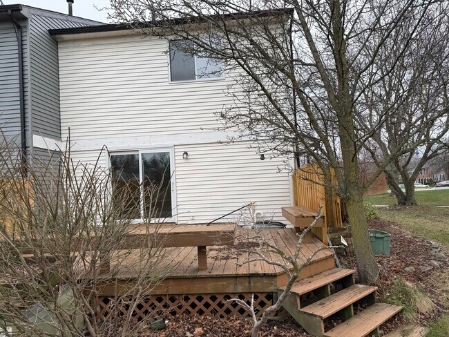 Building Photo - 3496 Burbank Dr