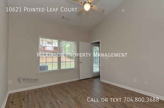 Building Photo - 10621 Pointed Leaf Ct
