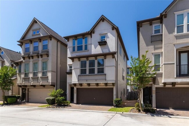 Building Photo - 1511 Peyton Oaks Pl