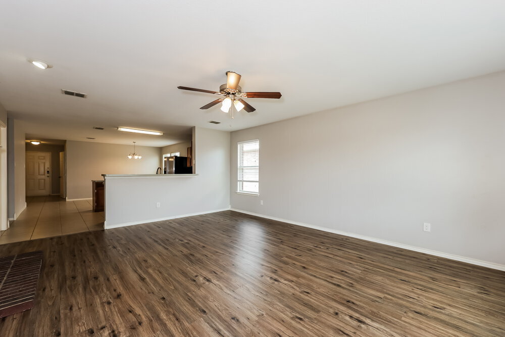 Building Photo - 2029 Wildwood Dr