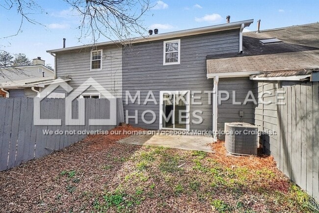 Building Photo - 5130 Lakeview Ct