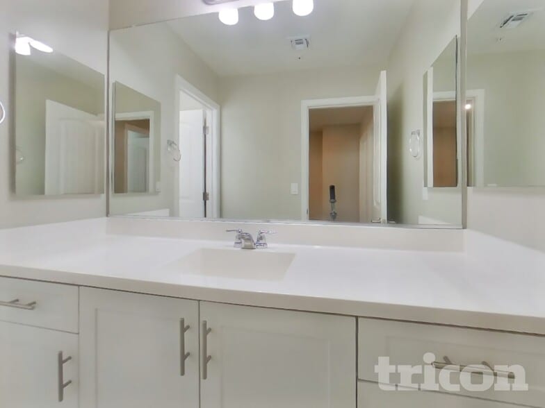 Building Photo - 12565 W Via Dona Rd