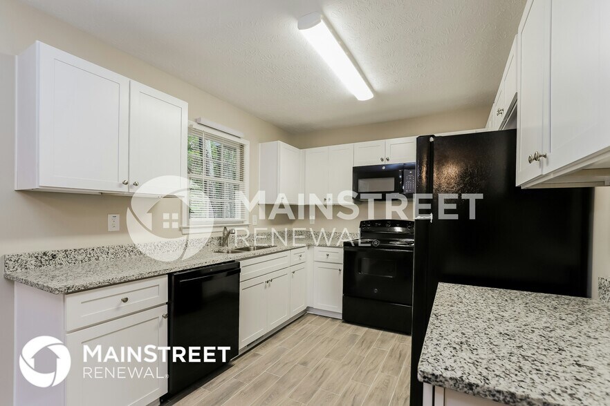 Building Photo - 4641 Laurel Brook Dr