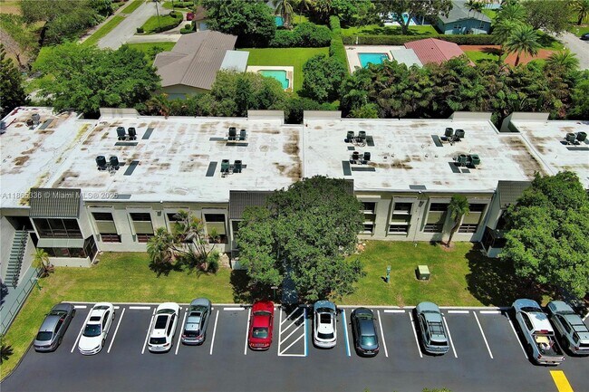 Building Photo - 7953 SW 104th St