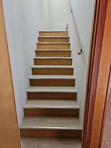 Building Photo - 137 Oakview