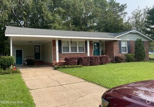 Building Photo - 1209 Logan Ct