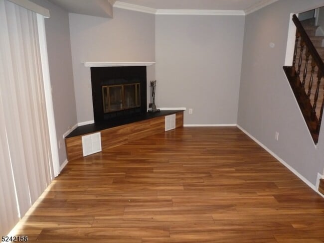 Building Photo - 388 Cotswold Pl