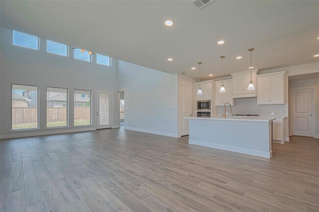 Building Photo - 11430 Bush Clover Dr