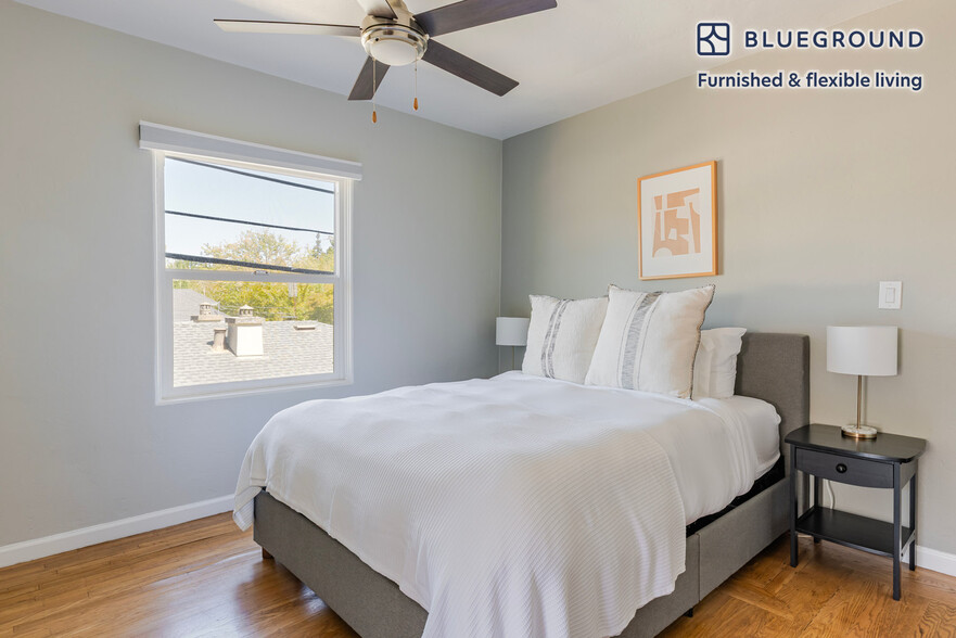 Building Photo - 325 Hawthorne Ave