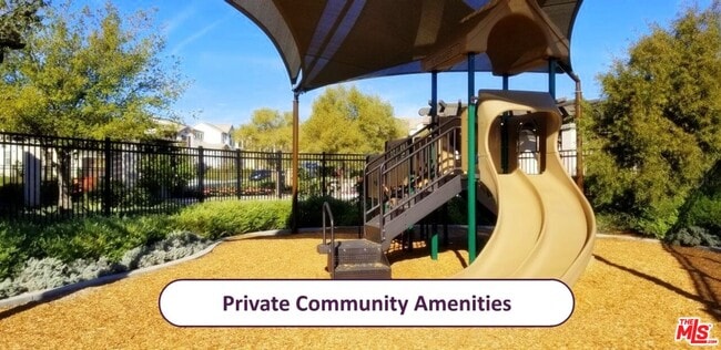 Building Photo - 28629 Solana Ct