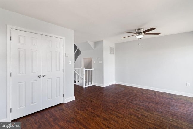 Building Photo - 14090 Kramer Pl