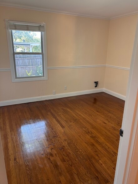 Building Photo - 1110 Valley Vista Dr
