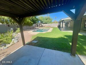 Building Photo - 2715 E Cholla St