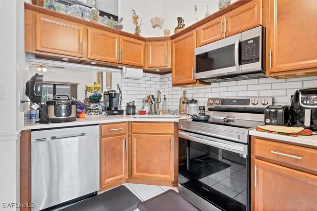 Building Photo - 4732 Blackberry Dr