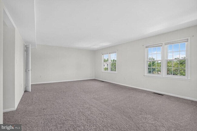 Building Photo - 9457 Jenerio Ct