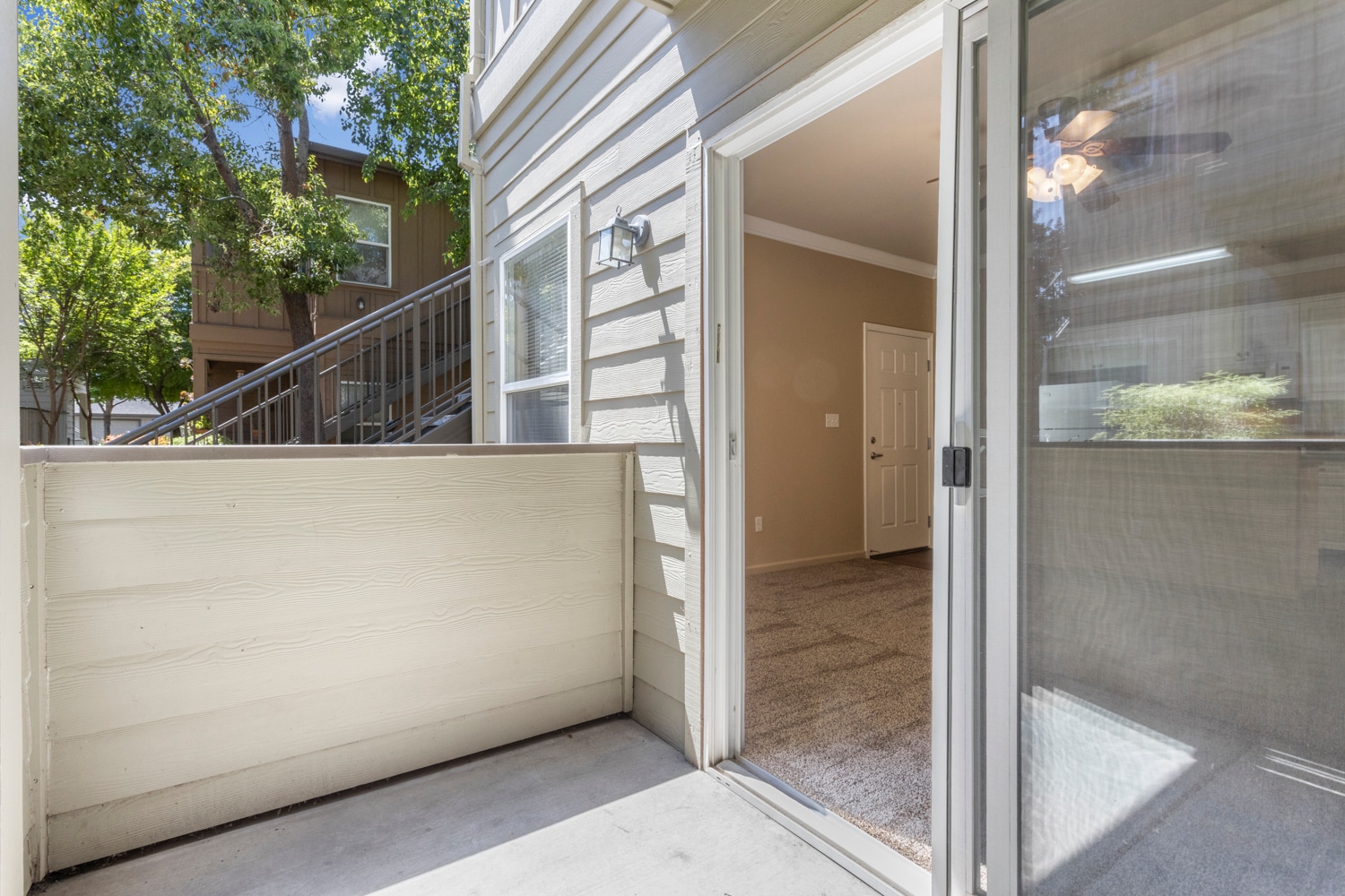 Building Photo - 8905 Davis Rd