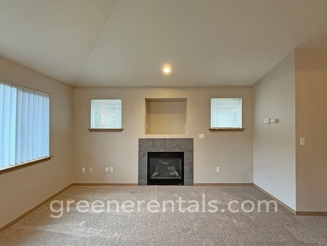 Building Photo - 3 Bed 2.5 Bath Townhouse in Lancaster off Marvin Rd