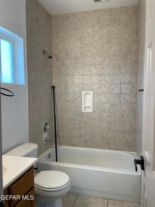 Building Photo - 12325 Tierra Arena Dr