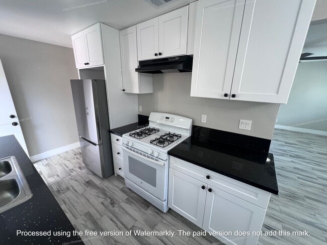 Building Photo - Nice Home For Rent