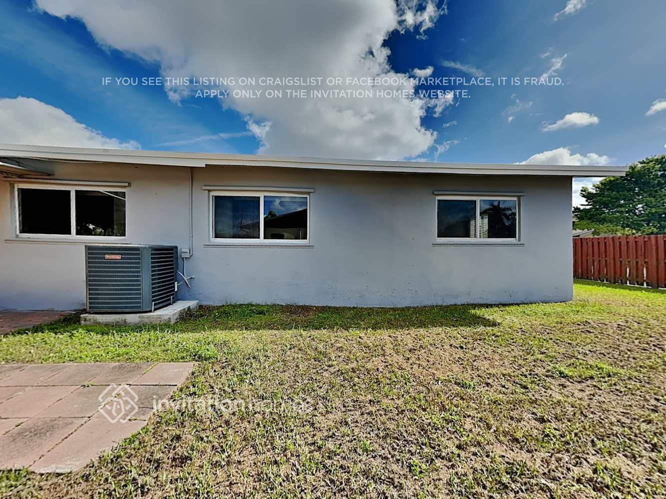 Building Photo - 2620 SW 121st Ave