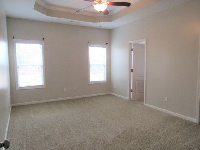 Building Photo - 4 BR 2 BA Carolina Plantations