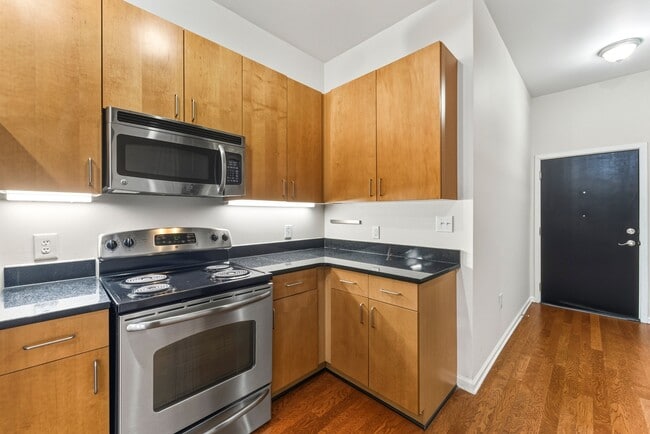 Building Photo - 5300 Peachtree Rd