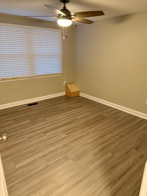 Building Photo - 1703 Greentree Ct