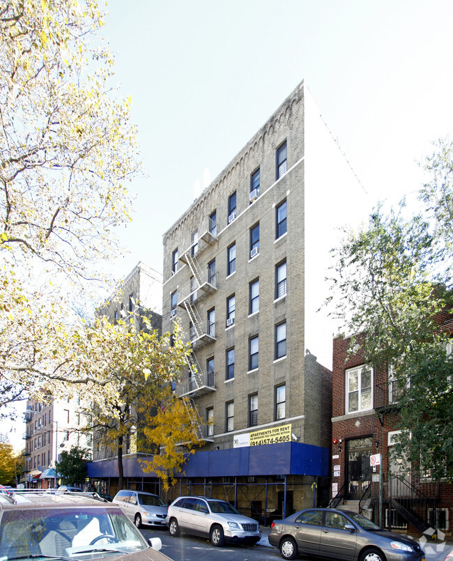 Building Photo - Elbay Court