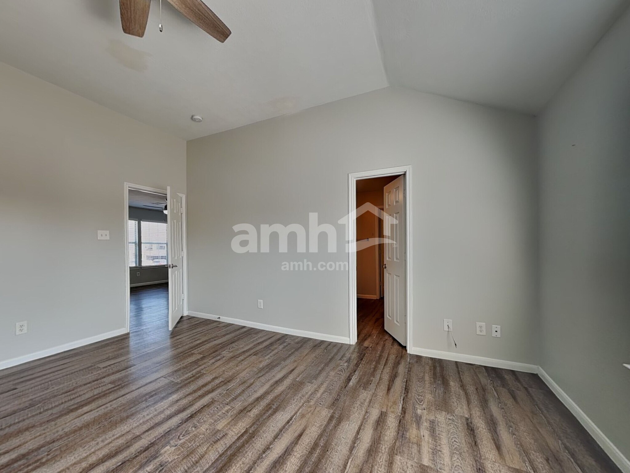 Building Photo - 21711 Falcongate Ct