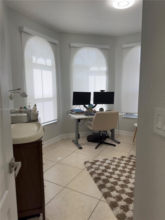 Building Photo - 11177 NW 79th Ln