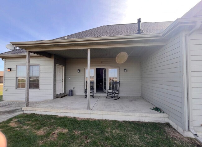 Building Photo - 3813 Liberty Cir