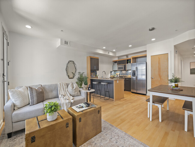 Building Photo - Modern 2 Bedroom Condo in LoHi