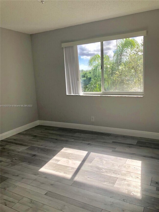 Building Photo - 3995 W McNab Rd