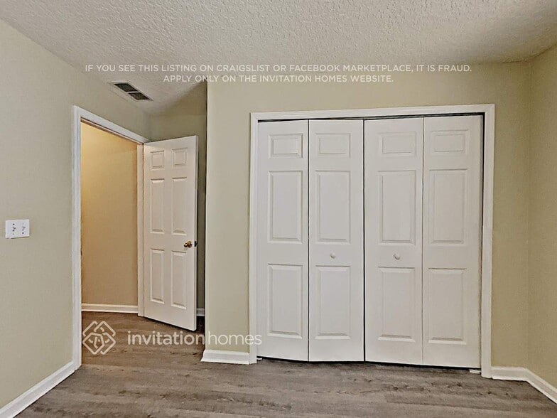 Building Photo - 13948 Bradley Cove Rd