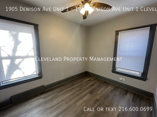 Building Photo - Fully Updated Cleveland Duplex