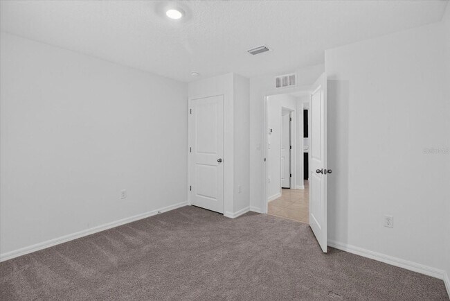 Building Photo - 3084 Living Coral St