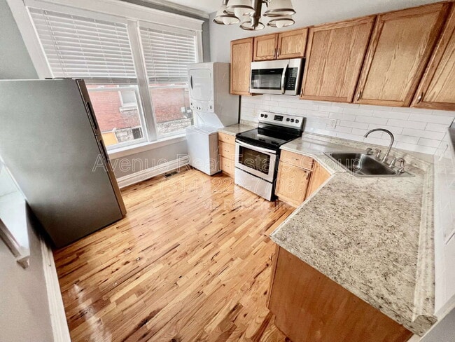 Building Photo - 5138 Waterman Blvd