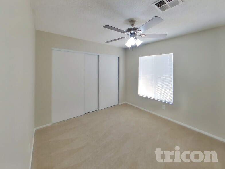 Building Photo - 6908 W Denton Ln