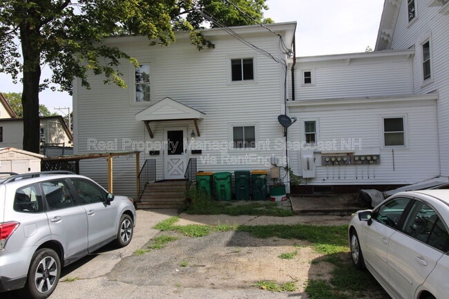 Building Photo - 11 Glen St